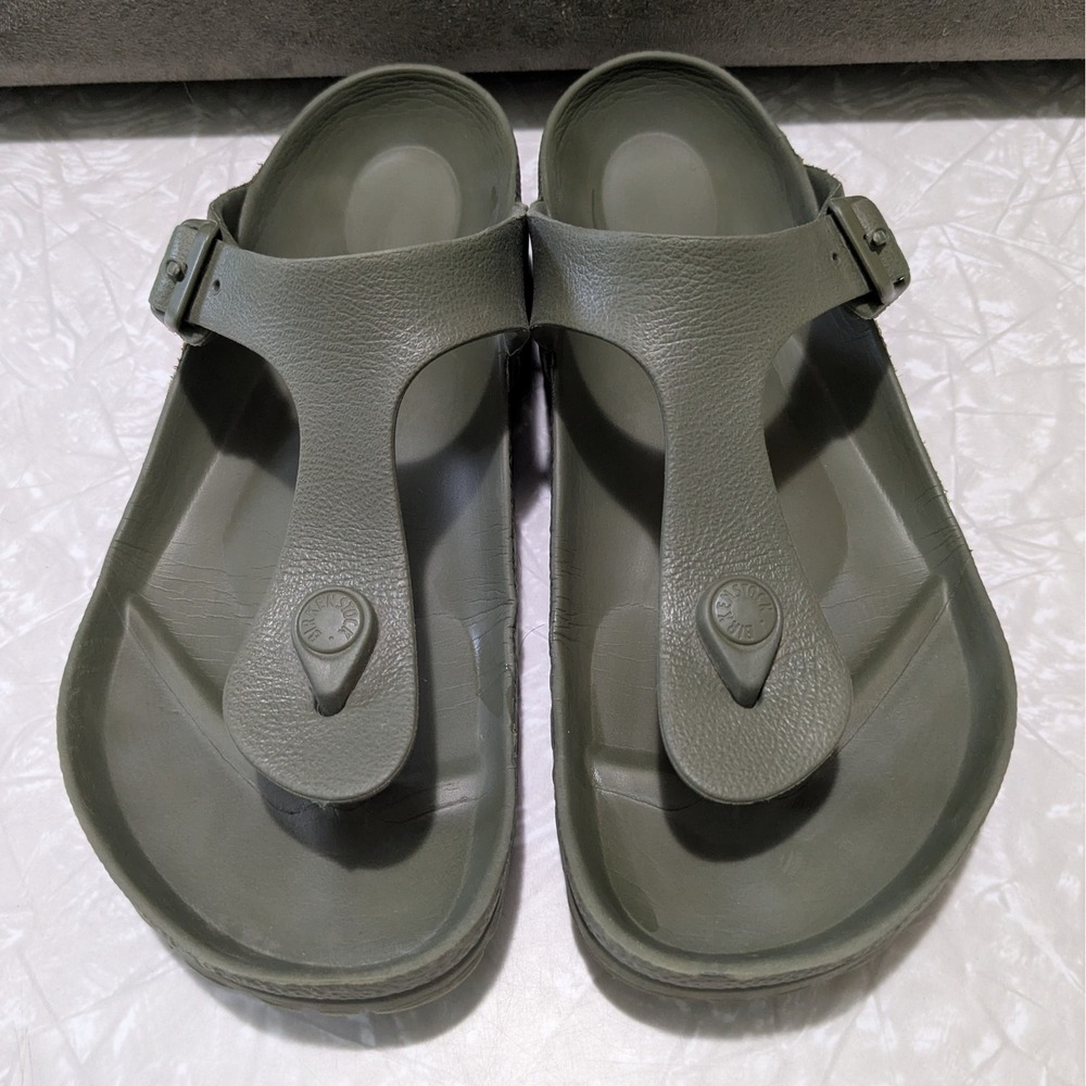 #61 Birkenstock Gizeh Essentials EVA Khaki Green Thong Sandals EU 38 (~US 8)